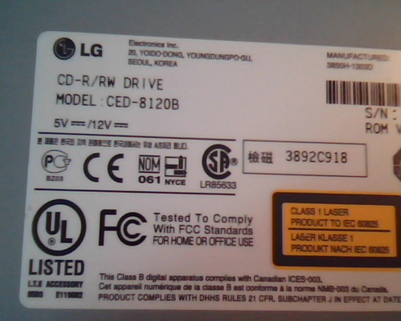 LG CD-R/RW Drive CED-8120B 1.03 August 2001 3850H-1303D Recordable Rewritable