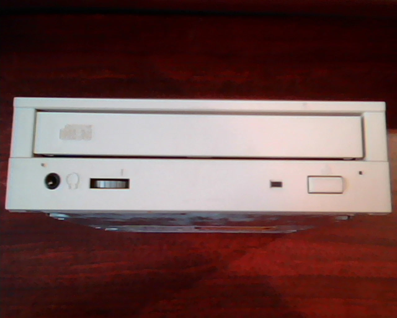 Toshiba CD-ROM Drive XM-2701B 002 SB70409 CJ6AT96-024 Sept1997 SCSI 591426-B0 - image 5