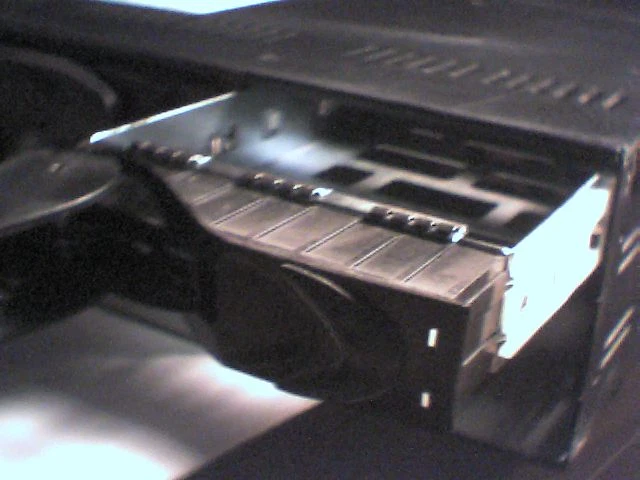 Plasmon RAIDTEC SNAZ S12-40C NAS RAID System - image 6
