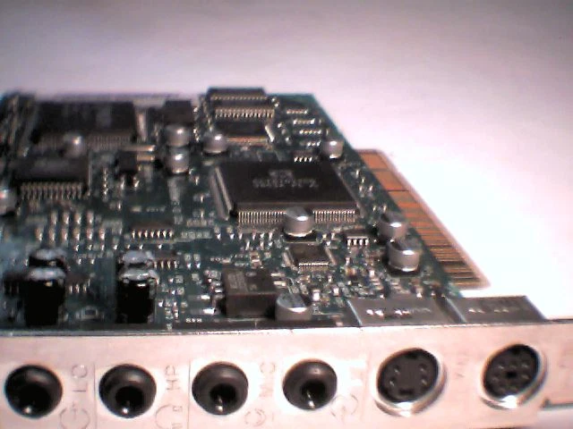 Intel Video Conference Card PCI 641257-009 SLT87022CG SAA7196H - image 2