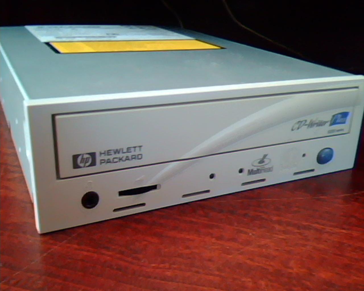 Hewlett Packard CD-Writer C4415-56000 IDE Feb2000 WITH case 9080146 BB MultiRead - image 4