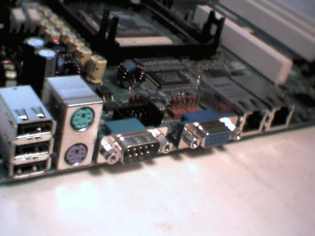 Motherboard P4 Socket PGA478 Intel Server Board SE7210TP1-E with CD and IO plate - image 2