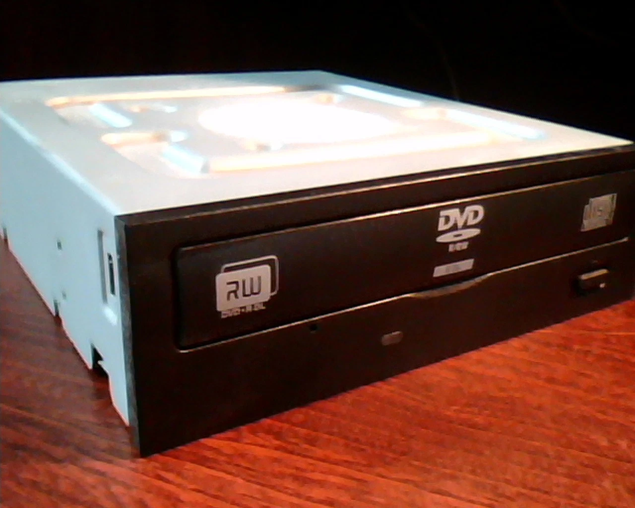 DVD/CD Rewritable Drive DH-16W1S DH-16W1S11C PLD-DH-16A D33C76 Sept2007 Benq