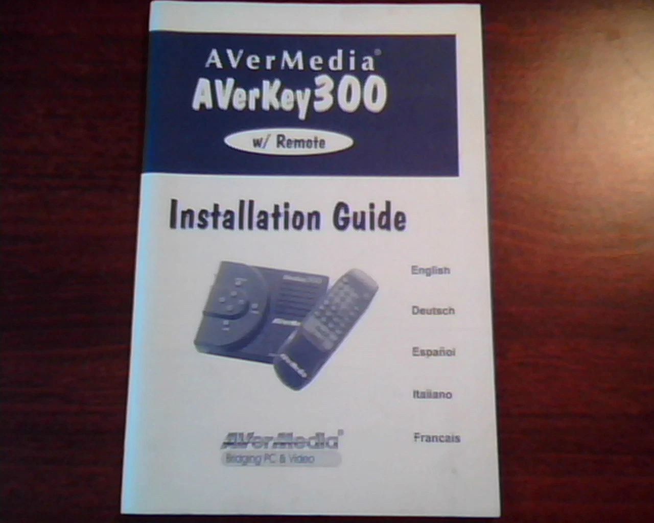 AVerMedia AVerKey300 Installation Guide 5 languages Bridging PC and Video Manual