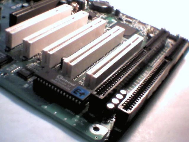Pentium Motherboard Slot1 EPOX EP-ZXA Intel 440ZX AGPset. Winbond W83977EF 2-ISA - image 3