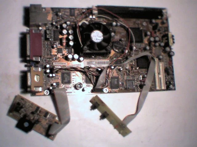 Pentium Motherboard Socket370 BookPC BK1810 PSKBM1 v1.6A Intel 810 IT8870F Svid