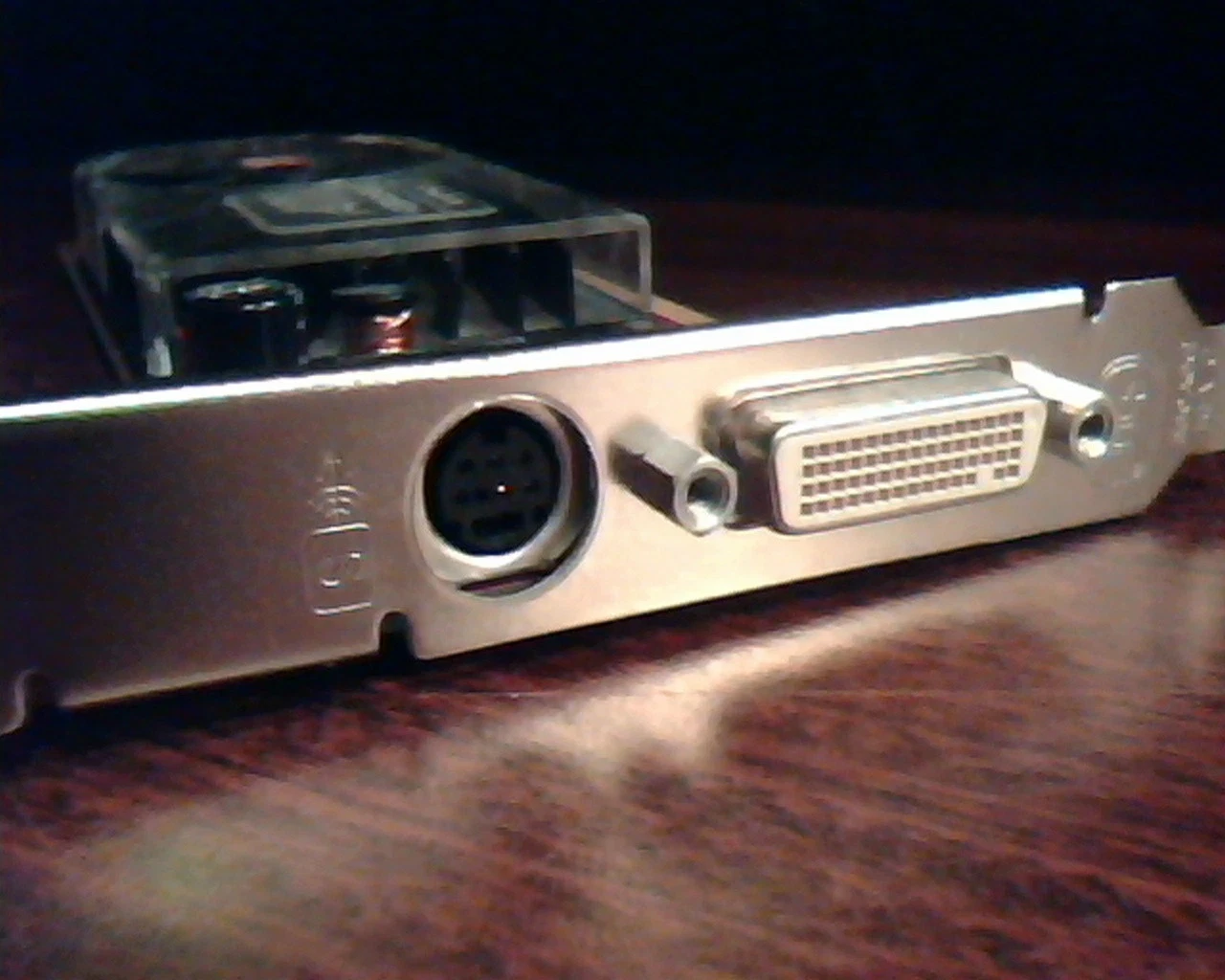 PCI-E Express ATI Radeon Graphics 109-B27631-00 102B2760700 B276 S-Video DVI - image 7