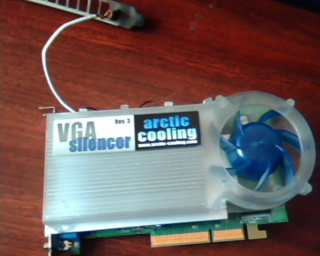 AGP card VGA Silencer Rev 3 Arctic Cooling Radeon 9600 Pro 256MB 1024-TC20-0F-SA