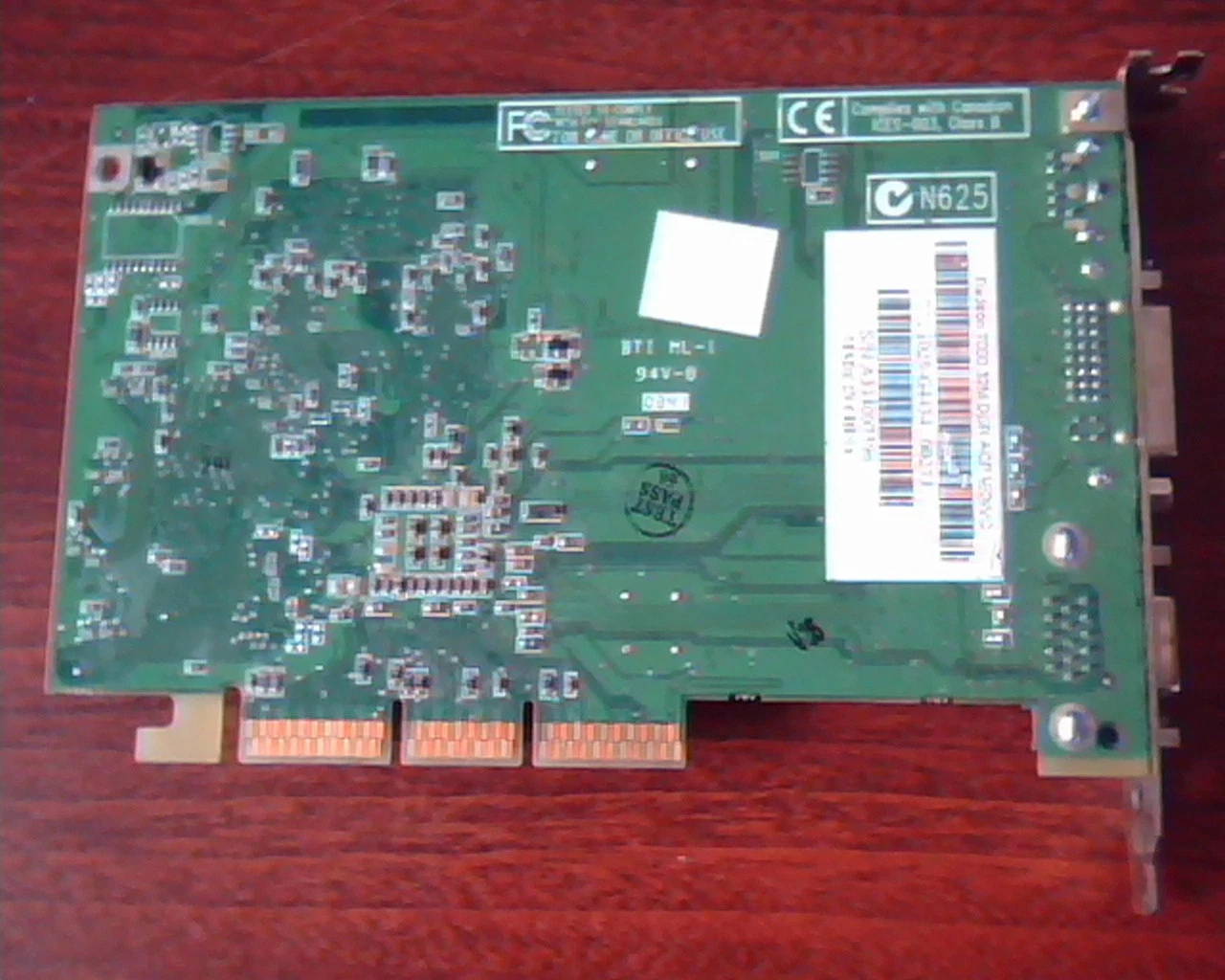 Video Graphic Card AGP ATI Radeon 7000 32M DDR V/D/VO 109-78500-00 DVI VGA S-Vid - image 4