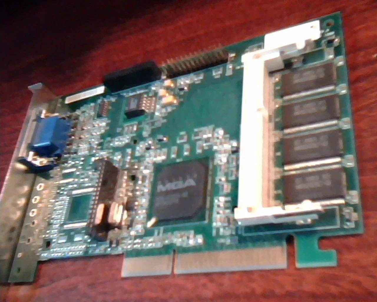 AGP card MGI MK02440 G2+DMILA/8D/CPQ MGA-G200A-02 VGA 402125-001 - image 2