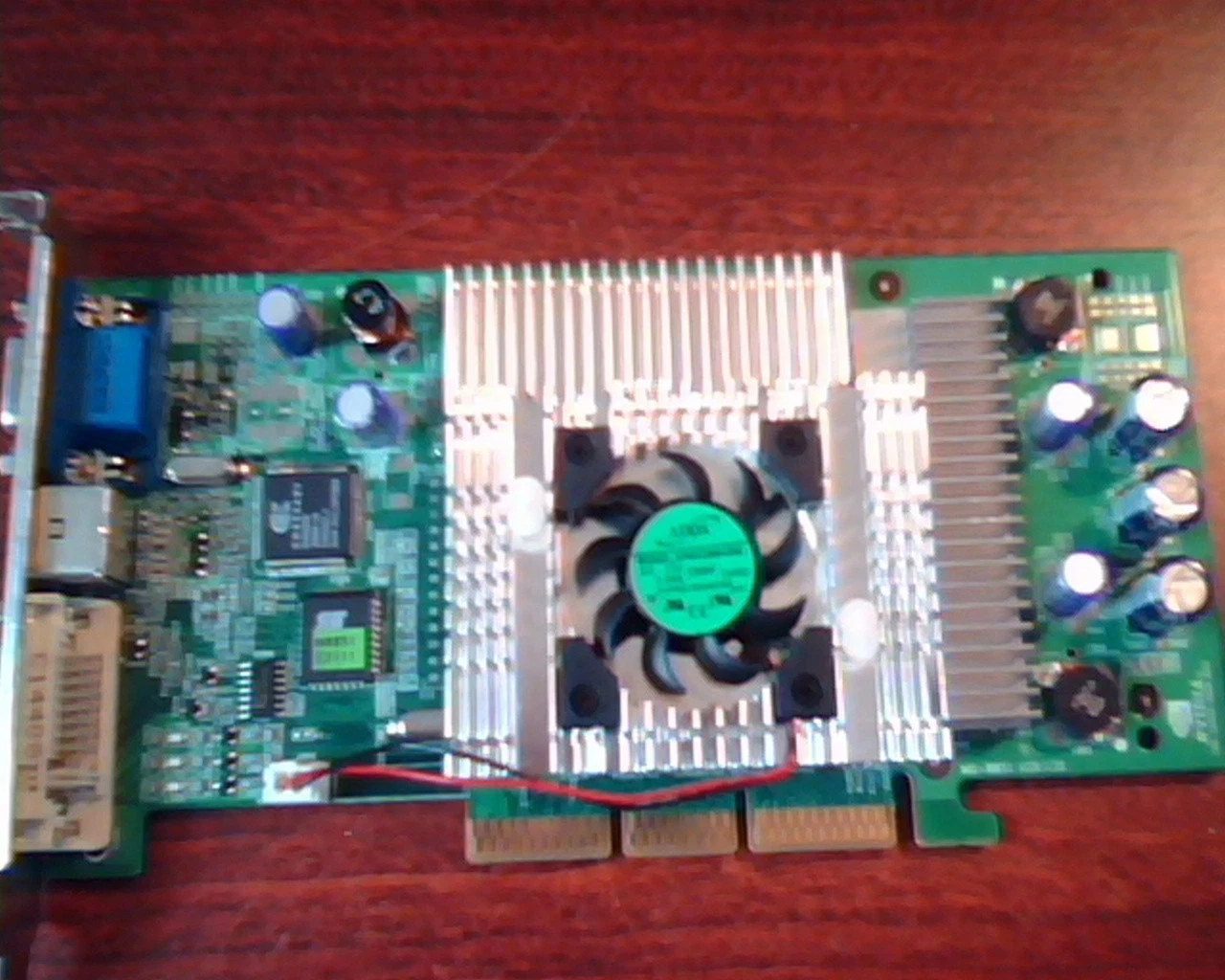 AGP card NVIDIA P50 G3Ti200 Pro-TD 180-10050-0000-B04 MS-8851 Video DVI VGA