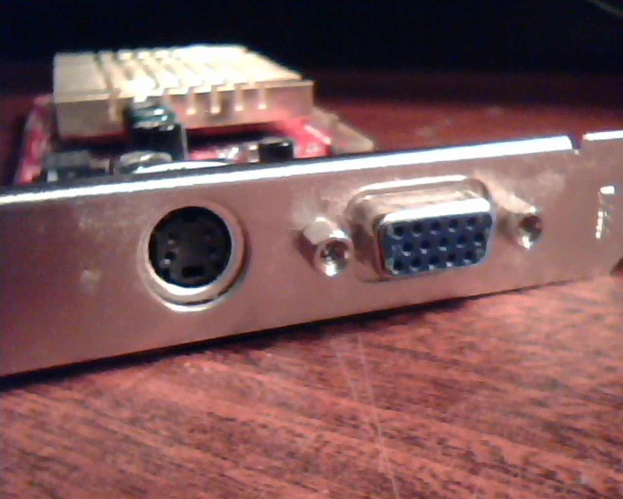 AGP card GeForce VN4000XB1T-H00 A4-NA64-H1-ZH E198681 V1.1 41224X VGA Video - image 6