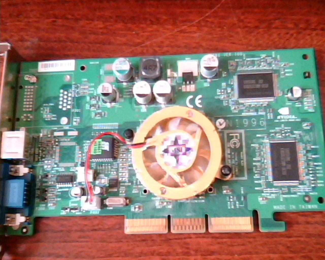 AGP card NVIDIA 8861 180-10070-0000-A03 MSI G4MX400-T TV-out VGA