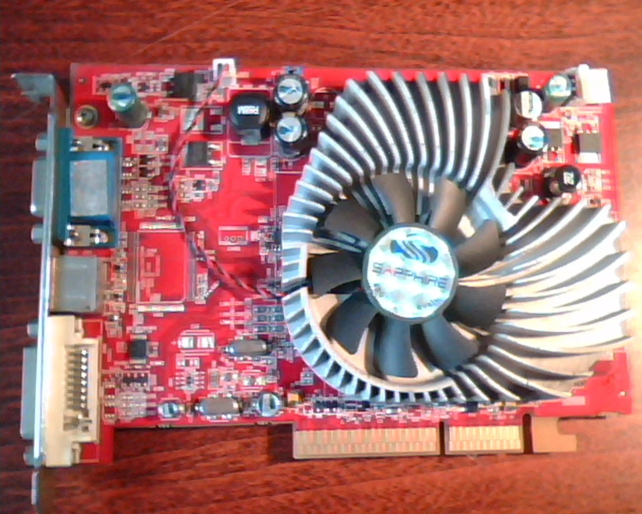 AGP card X1550 256M DDR2 88-JC85-03-SA VGA DVI TV Sapphire