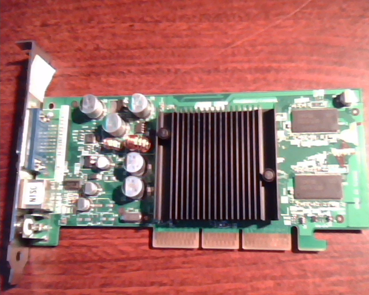 AGP card ASUS V9180 Magic T 64M 4L G411272 V9180Magic S-Video VGA Comp-out