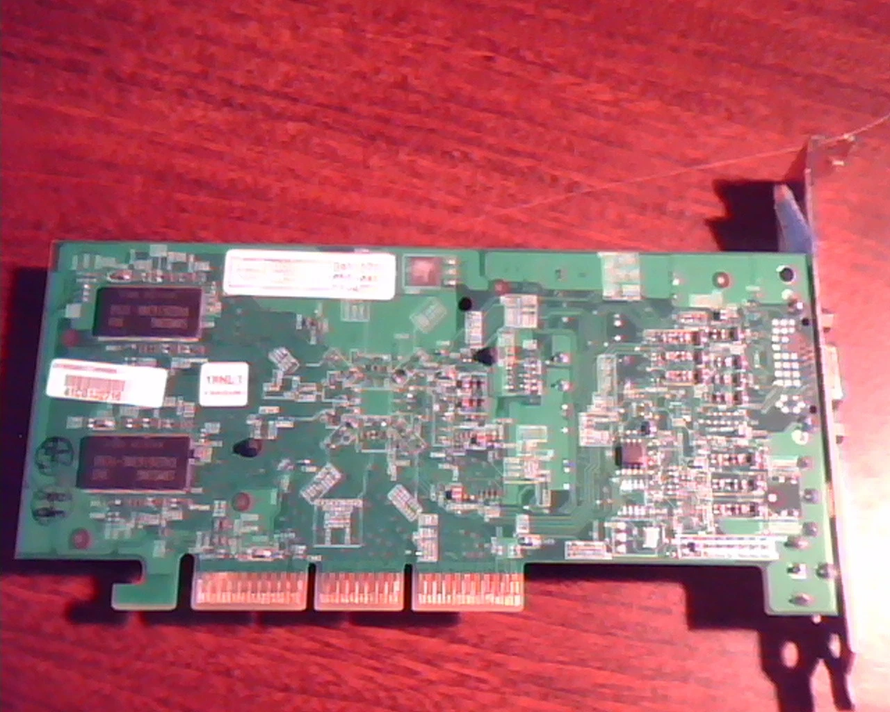 AGP card ASUS V9180 Magic T 64M 4L G411272 V9180Magic S-Video VGA Comp-out - image 4