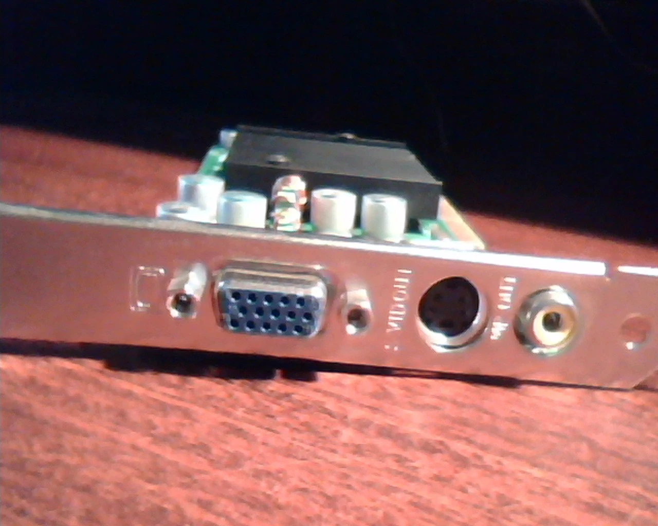 AGP card ASUS V9180 Magic T 64M 4L G411272 V9180Magic S-Video VGA Comp-out - image 5