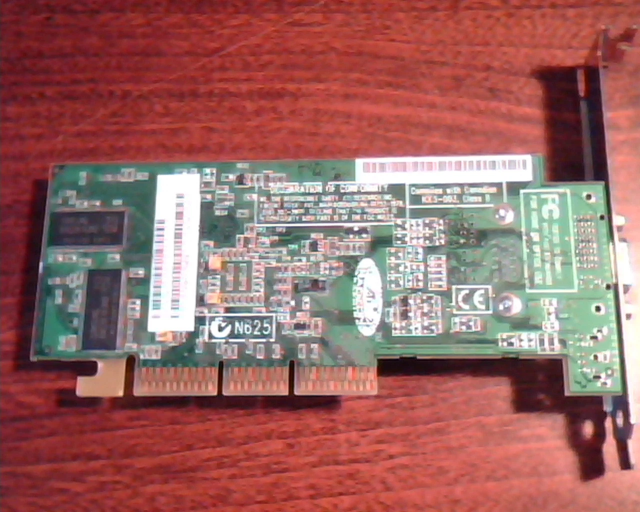 AGP card ATI Radeon 7000 109-92400-00 1029240801 P49P4685 VGA 64MB - image 5