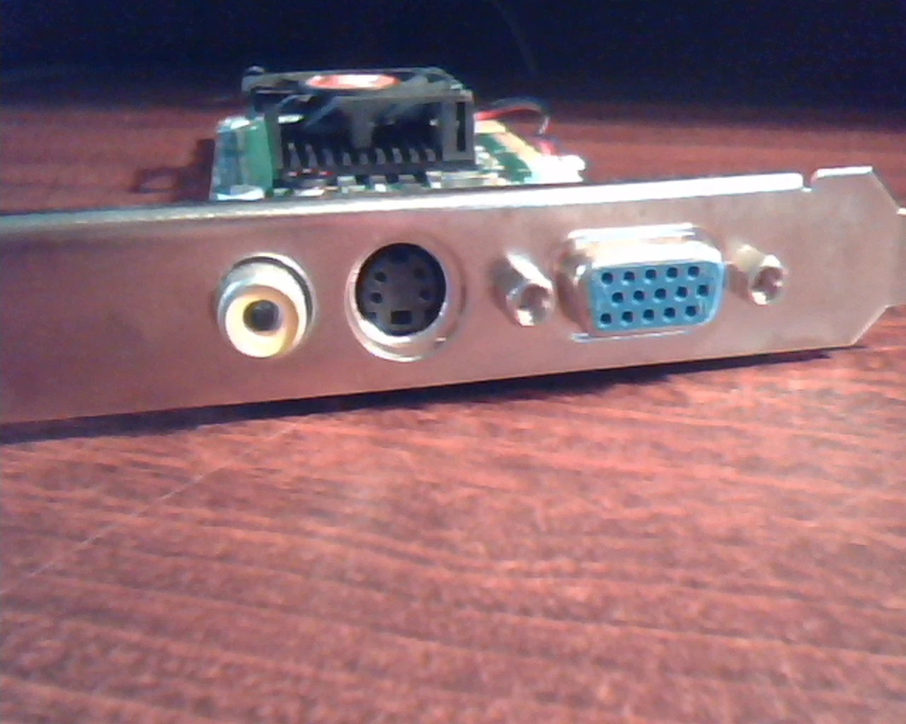 AGP card ATI RV2S 64M Ver 1.1 Radeon 7500 Club3D VGA TV RCA/Composite Video - image 4