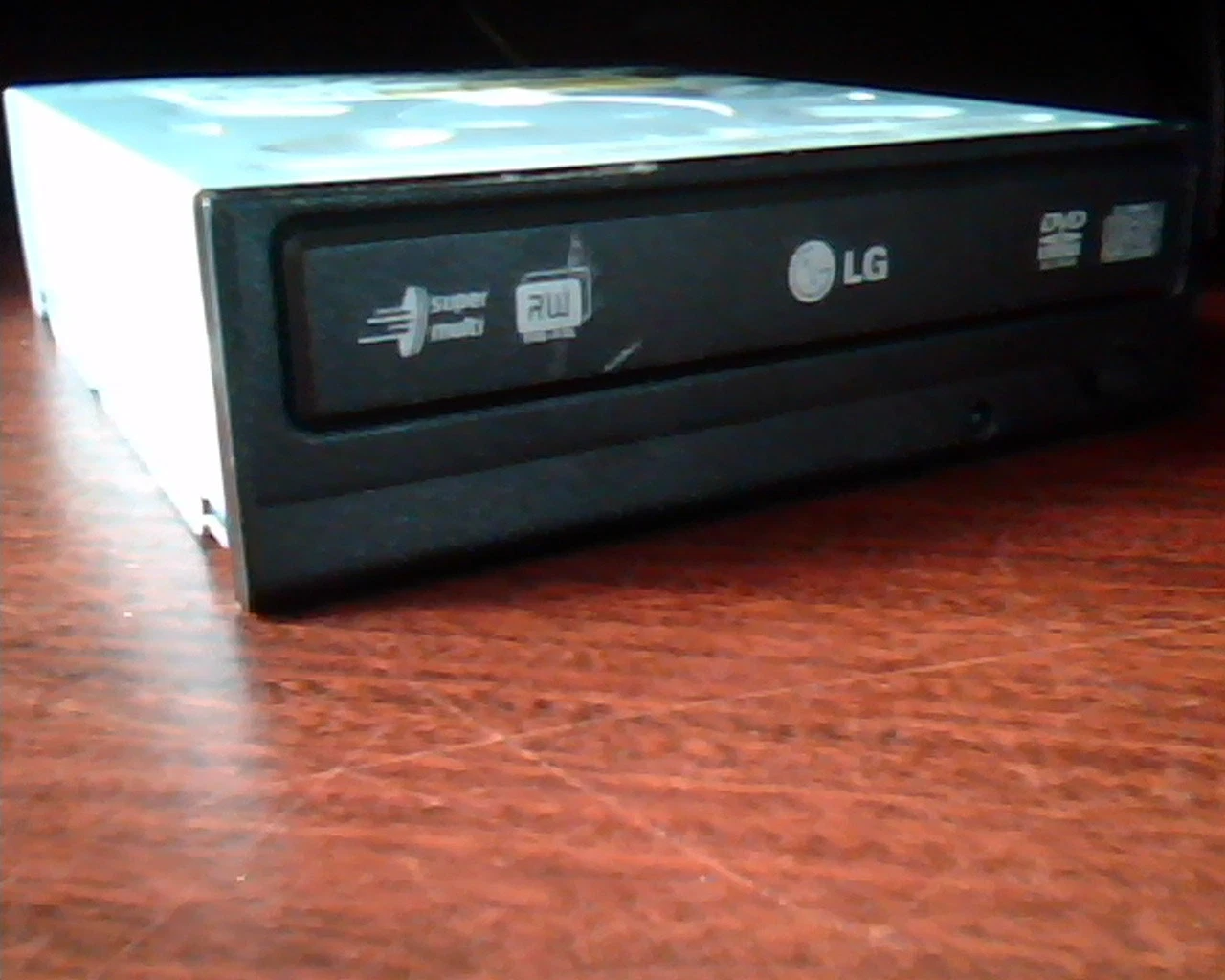 LG Super Multi DVD Rewriter GSA-H22N 1.00 August2006 HL RW DVD-ROM