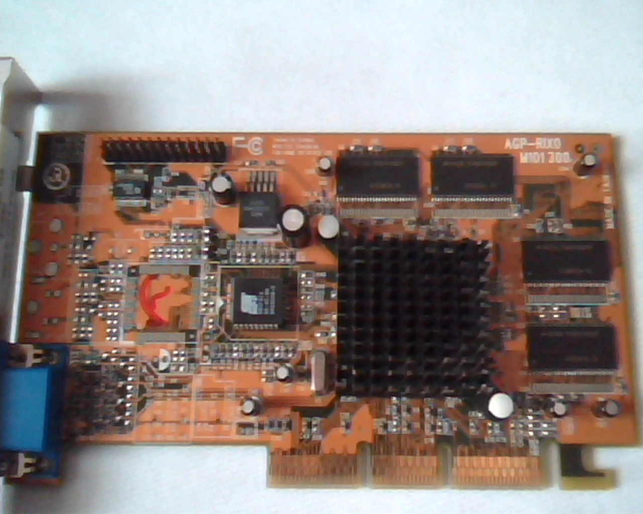 AGP card AGP-RIXO M101300 VB TNT2 RI60 32MB RI60D1-32IS0 V2.0 VGA B400