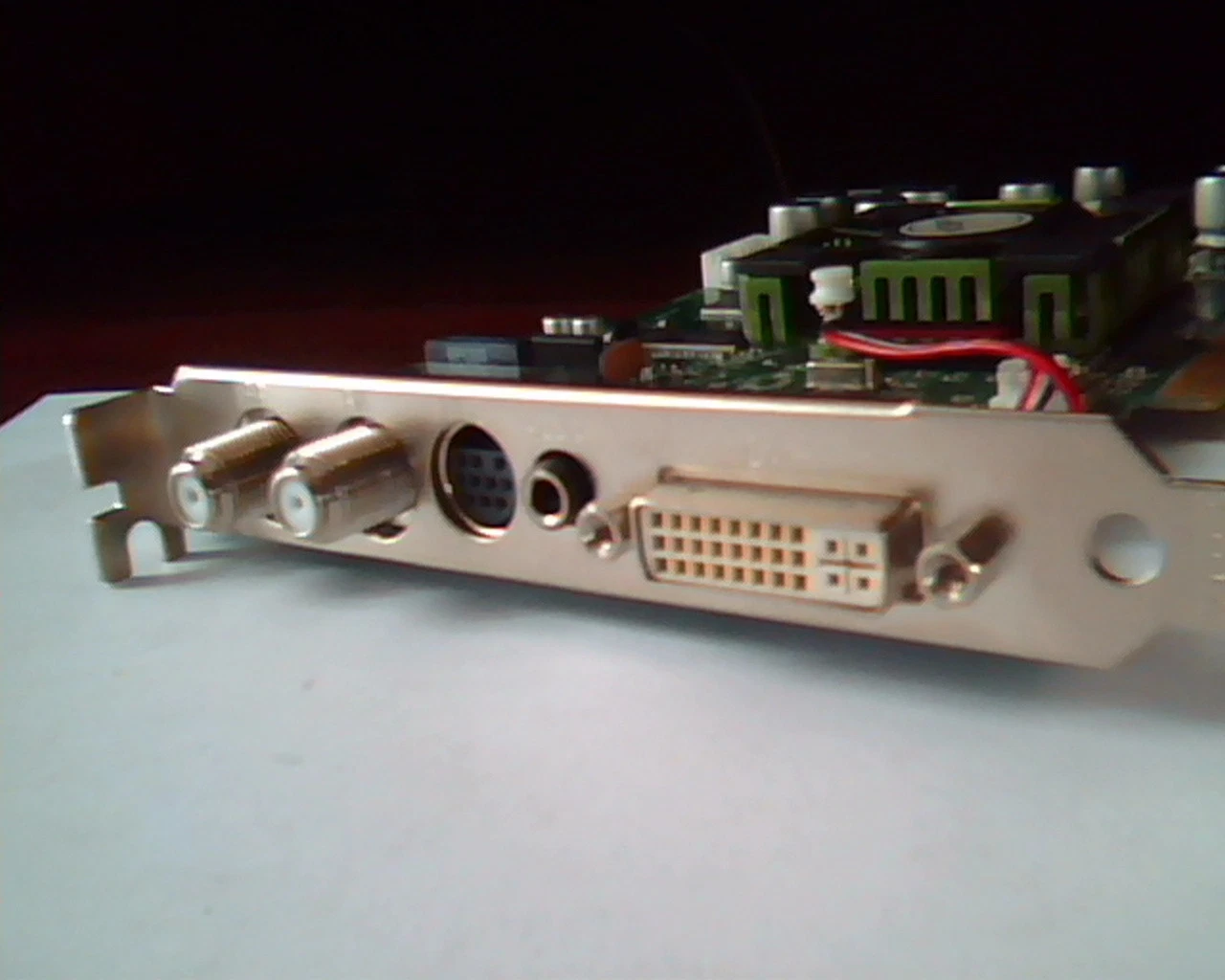 AGP card eVGA N331 N332 eGeForce FX5700 128-A8-N331-AX 128MB DVI VVO Audio RF FM - image 6