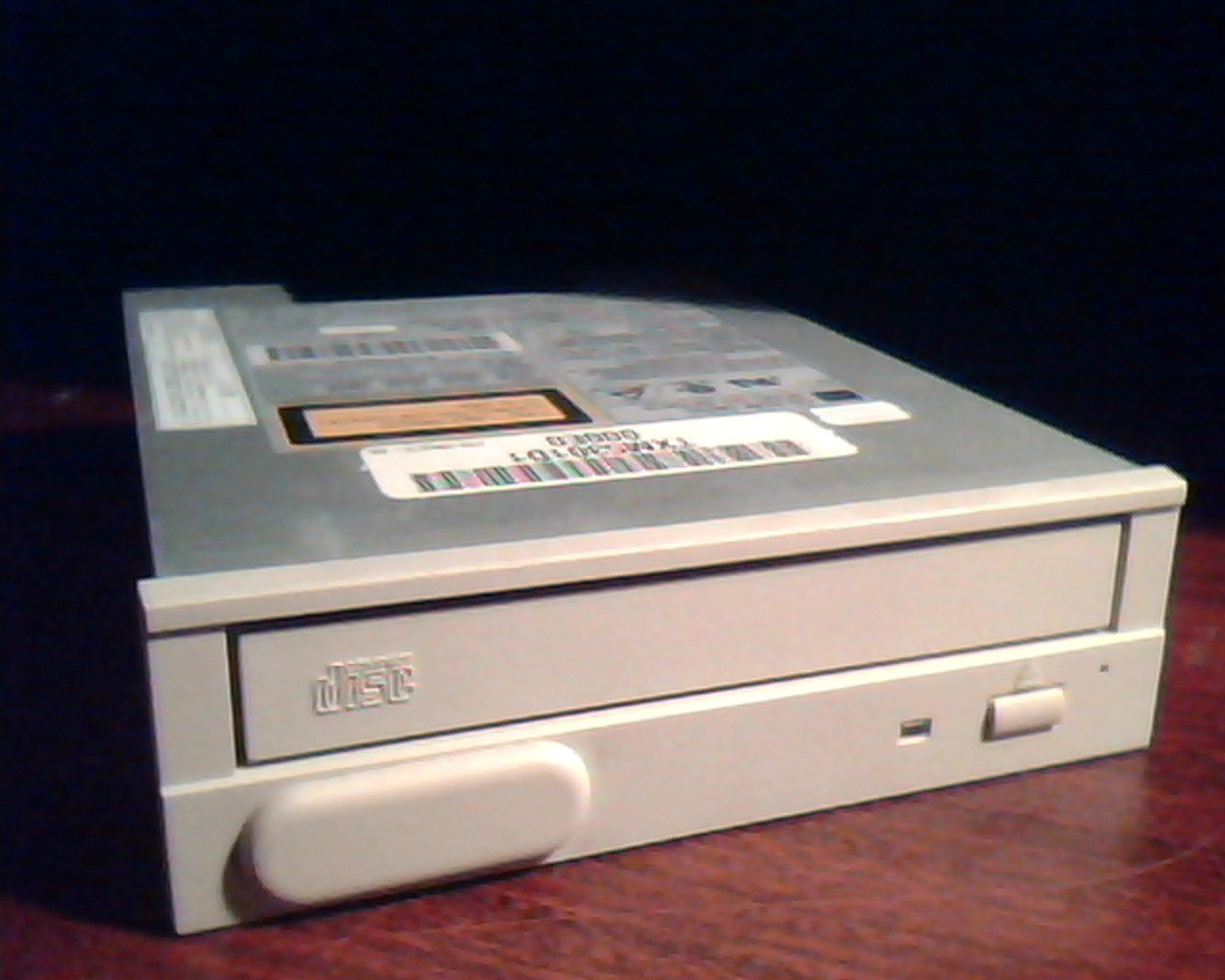Toshiba CD-ROM Drive XM-5301B Ver 101 50-pin SCSI LD50708 Nov1995