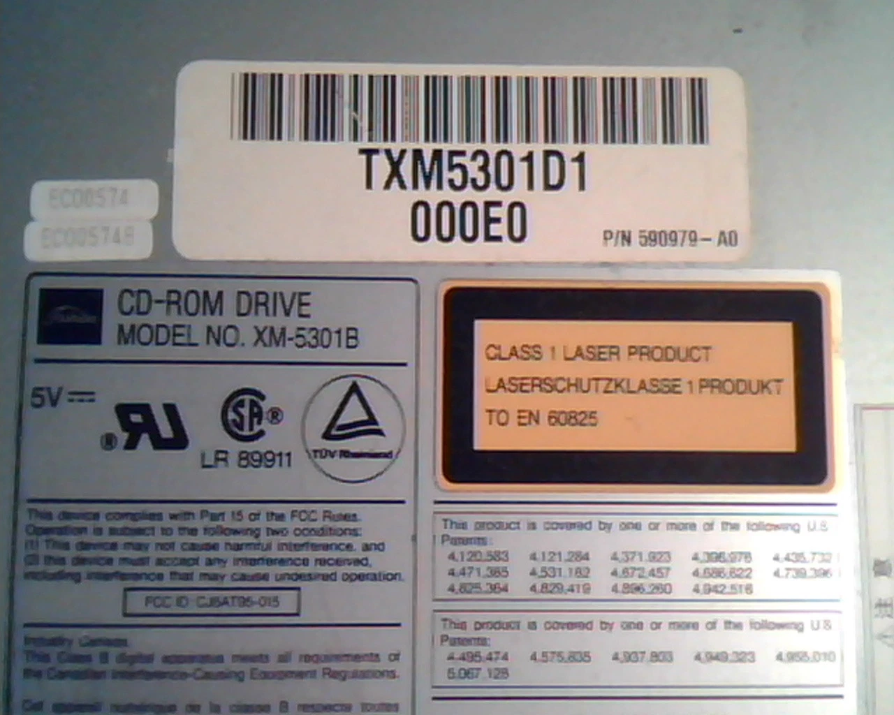 Toshiba CD-ROM Drive XM-5301B Ver 101 50-pin SCSI LD50708 Nov1995 - image 2