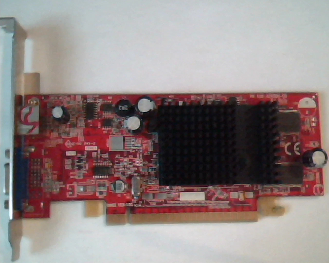 PCI-E express card 109-A26000-00 8962 Ver 100 4E244-002 TV-out VGA