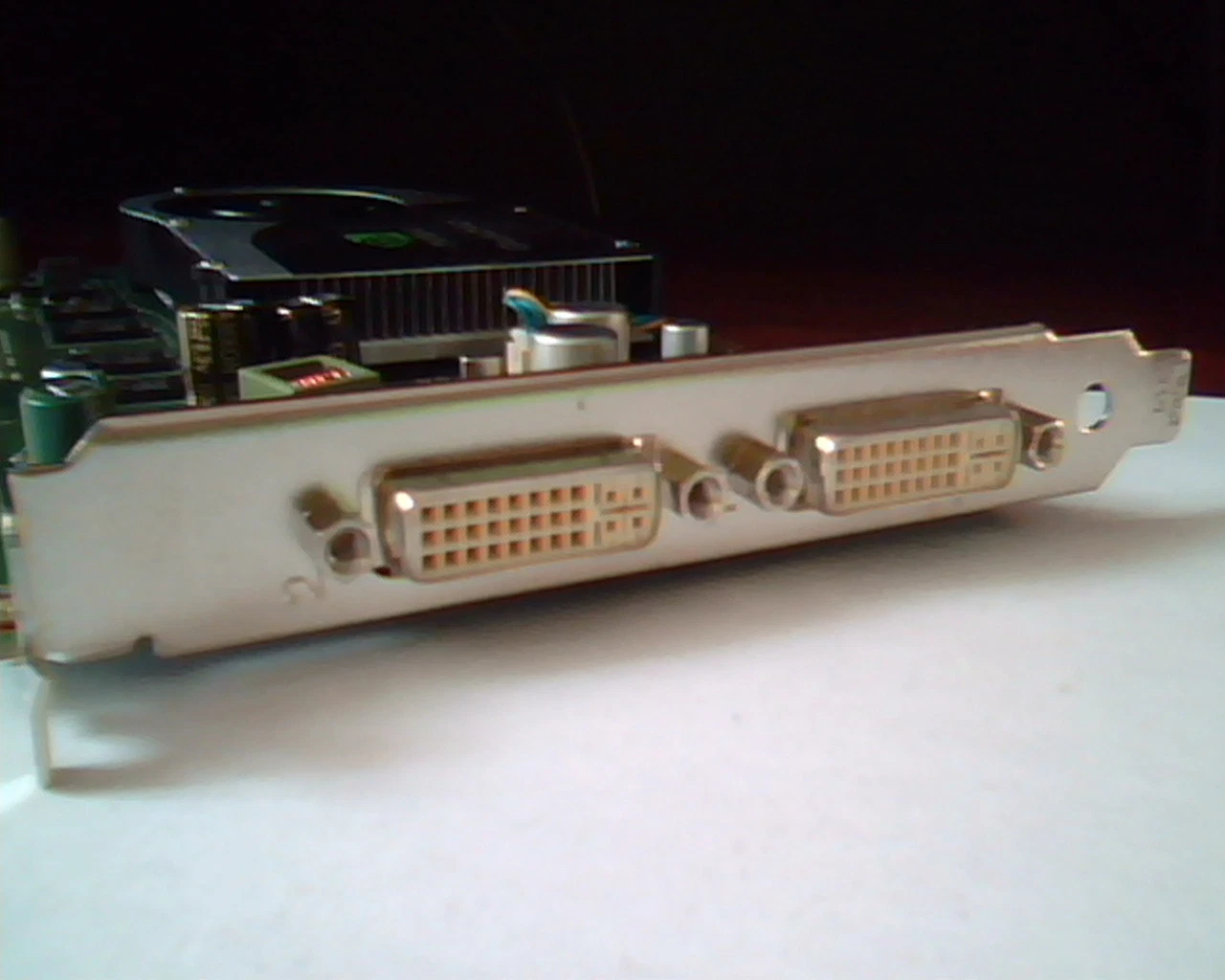 PCI-E express card Nvidia Quadro 180-10588-0002-A01 456138-001 QuadroFX570 570 - image 8