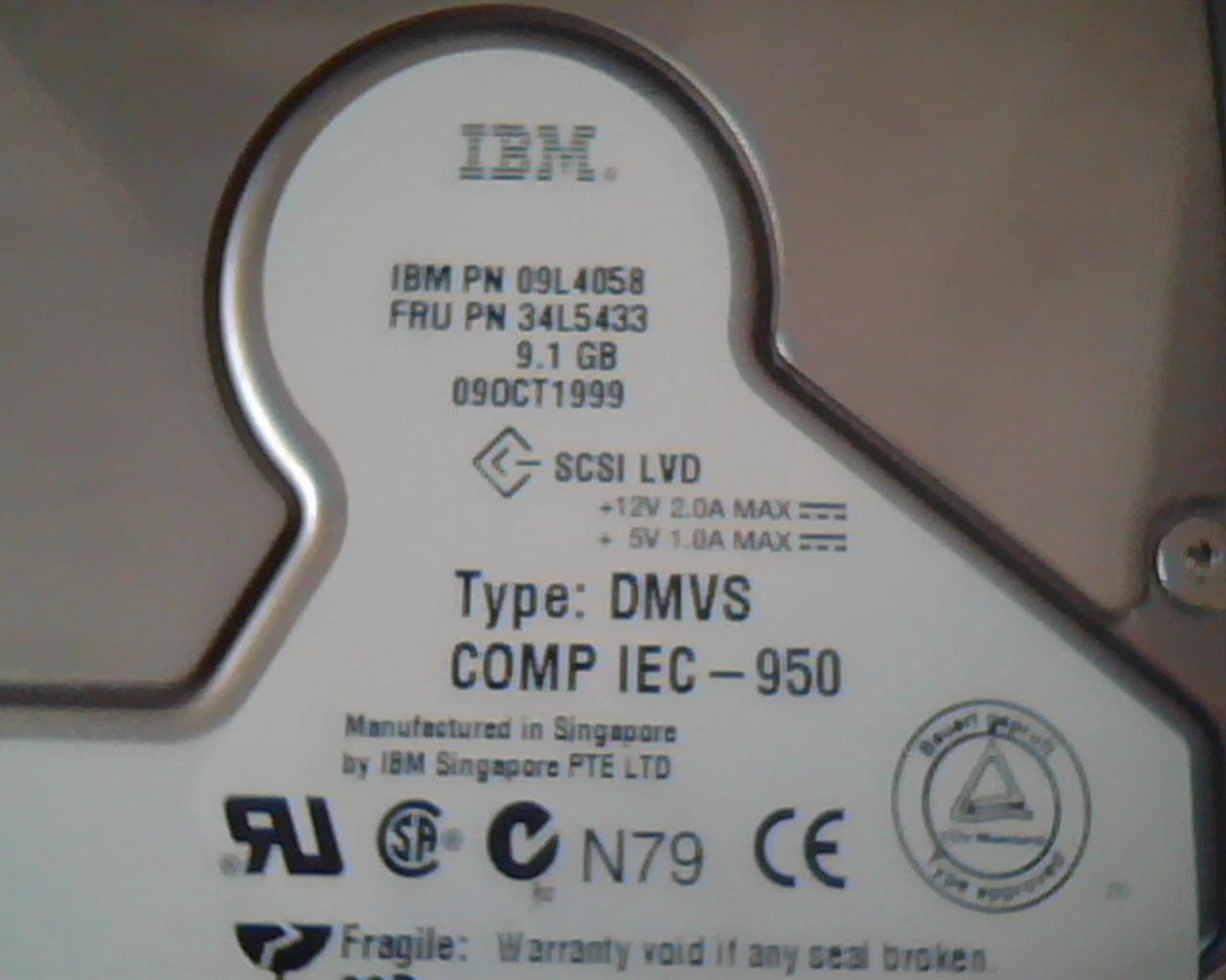 Hard Drive SCSI IBM 09L4058 34L5433 9.1GB DMVS PN09L4058 09OCT1999 - image 2