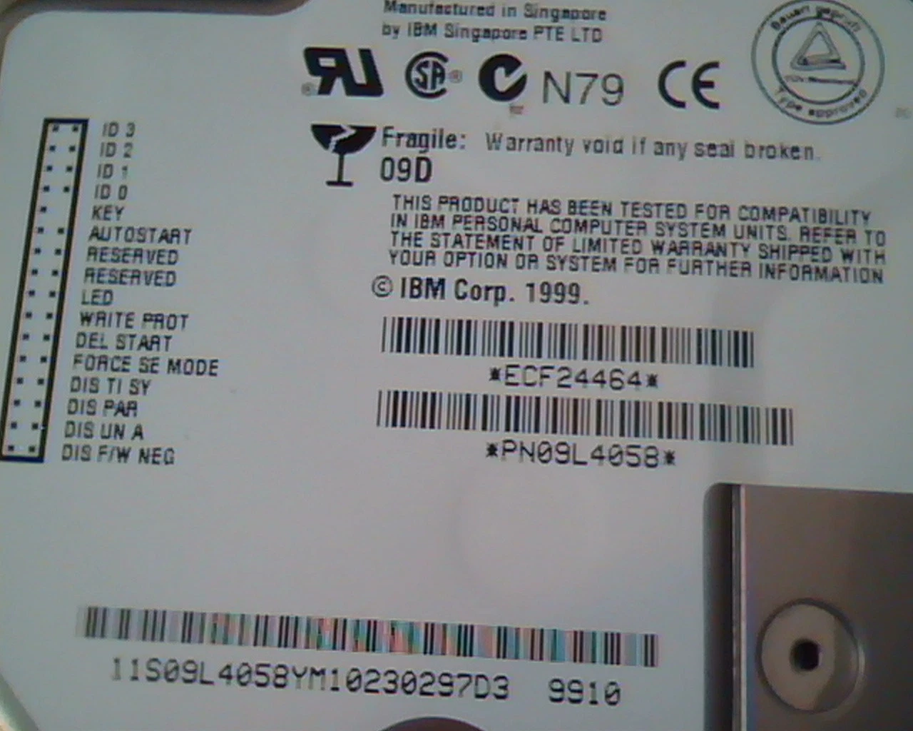 Hard Drive SCSI IBM 09L4058 34L5433 9.1GB DMVS PN09L4058 09OCT1999 - image 3