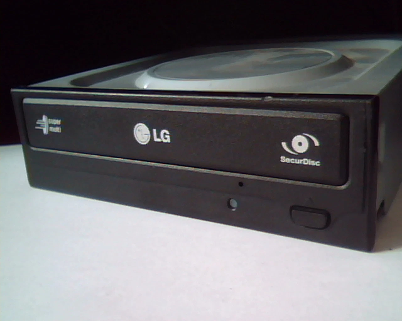 LG Super Multi DVD Rewriter GH22NS30 Ver 1.00 June 2008 GH22 SecurDisc SATA