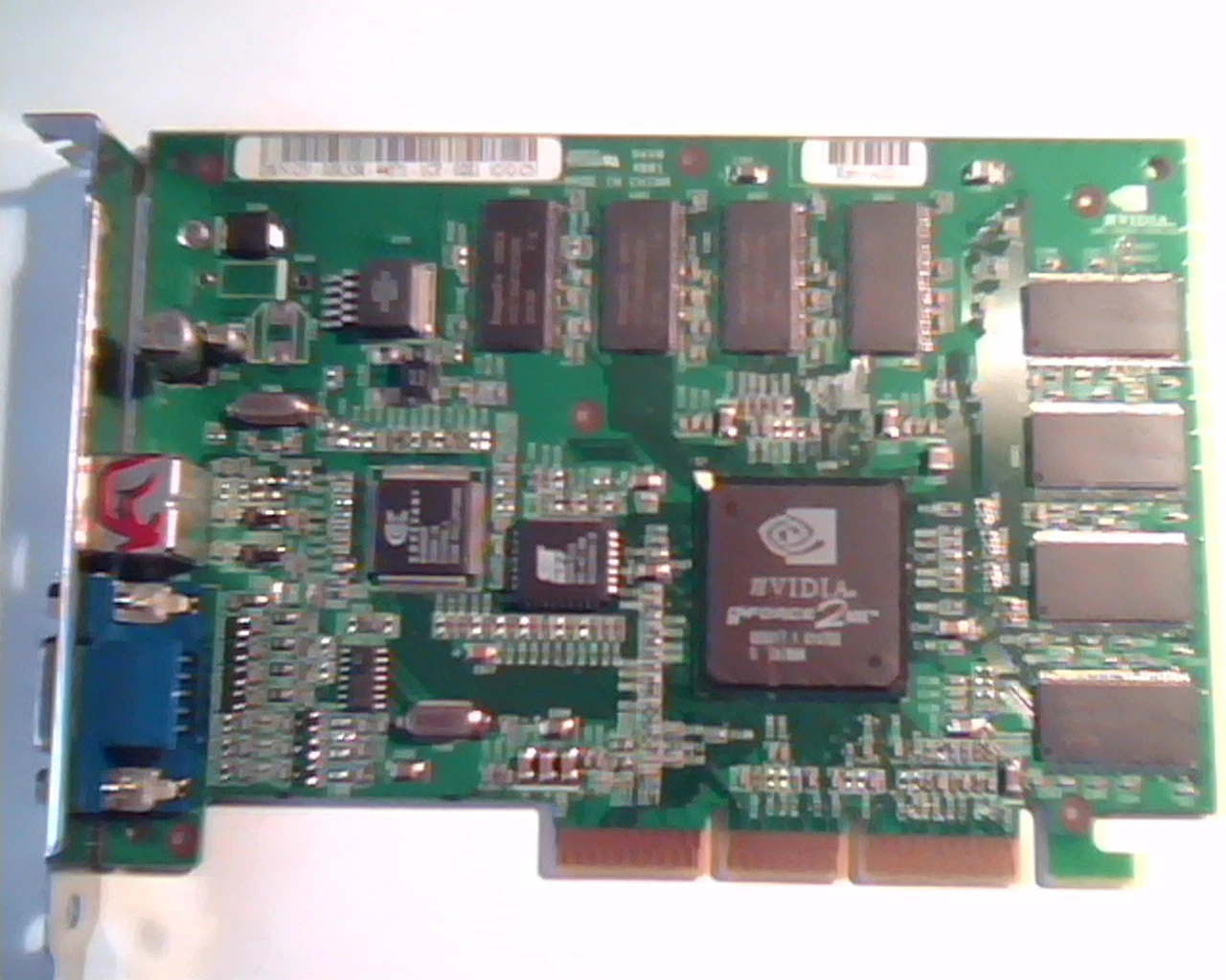 AGP card Nvidia GeForce 2MX Rev A02 180-P0036-0100-A02 P36 Video VGA