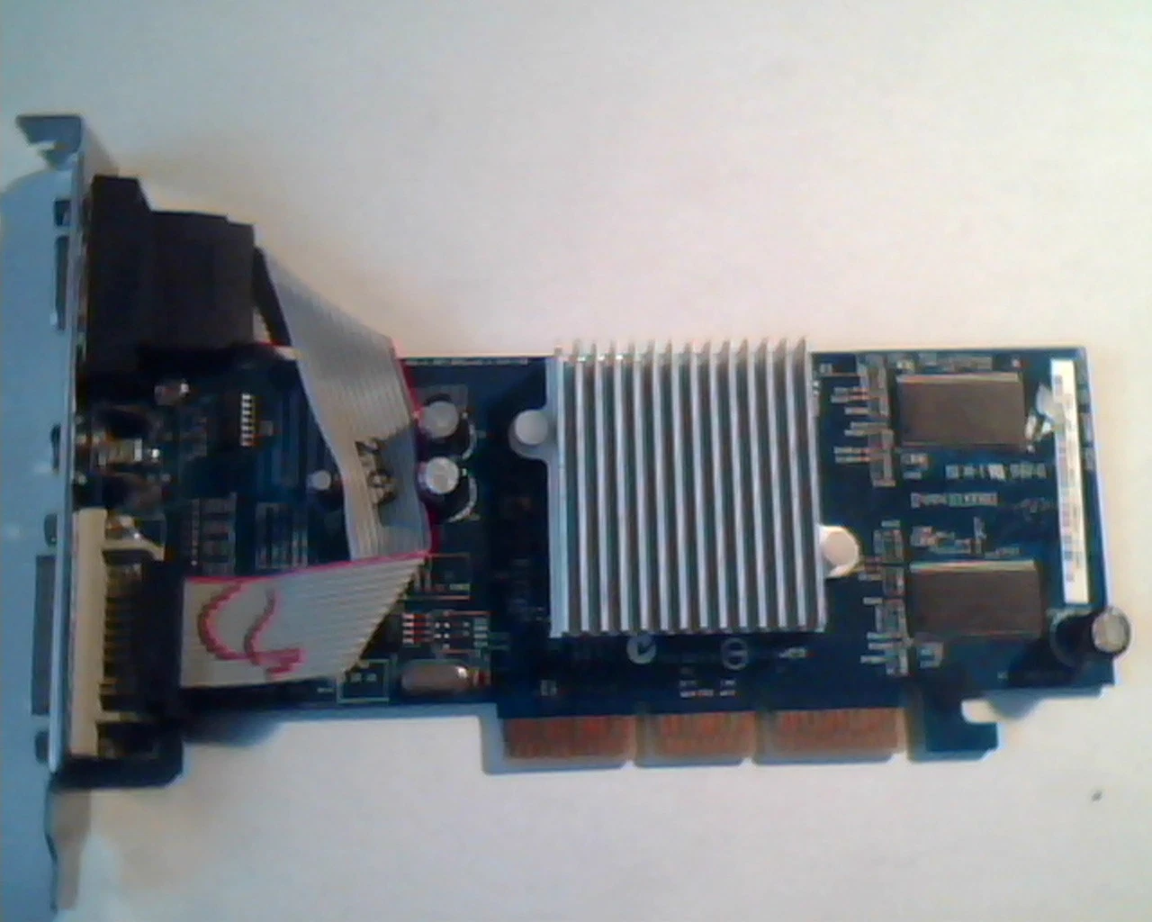 AGP card V9400-X TD 128M ATI CS1G4BB113 01706 A01 VGA Comp DVI