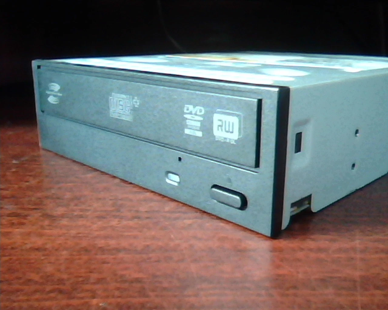 HP Super Multi DVD Rewriter GH15L A2CH July 2008 410125-501 SATA DVDRW Drive