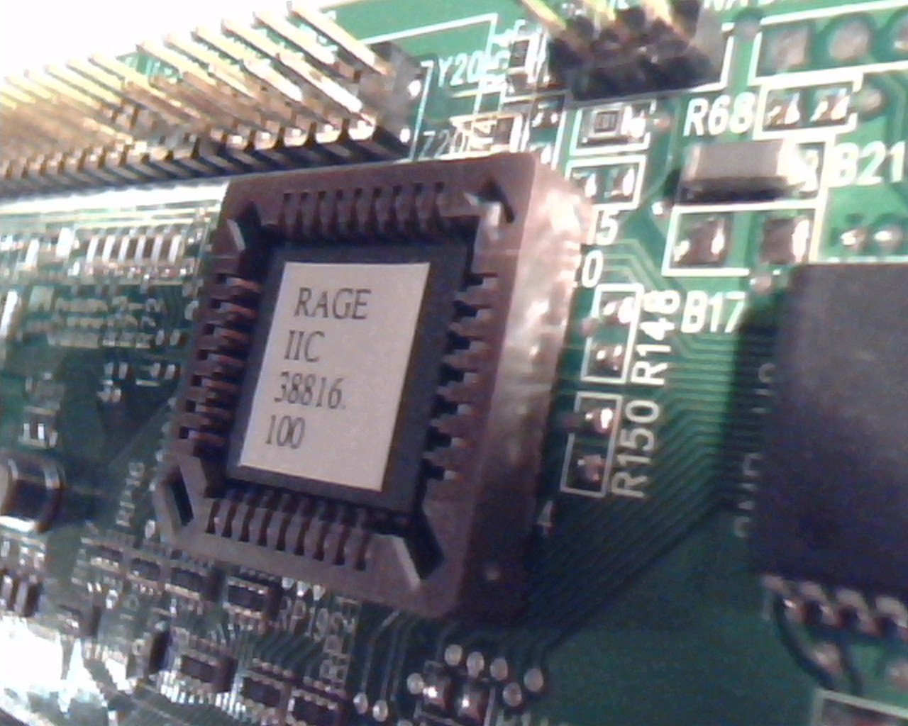 PCI card ATI Rage IIC agp 109-38800-20 1023883820 VGA 38816 - image 3