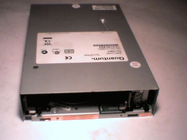 Quantum CL1001 LTO-2 Ultrium Internal Tape Drive SCSI LVD/SE, TE3100-822