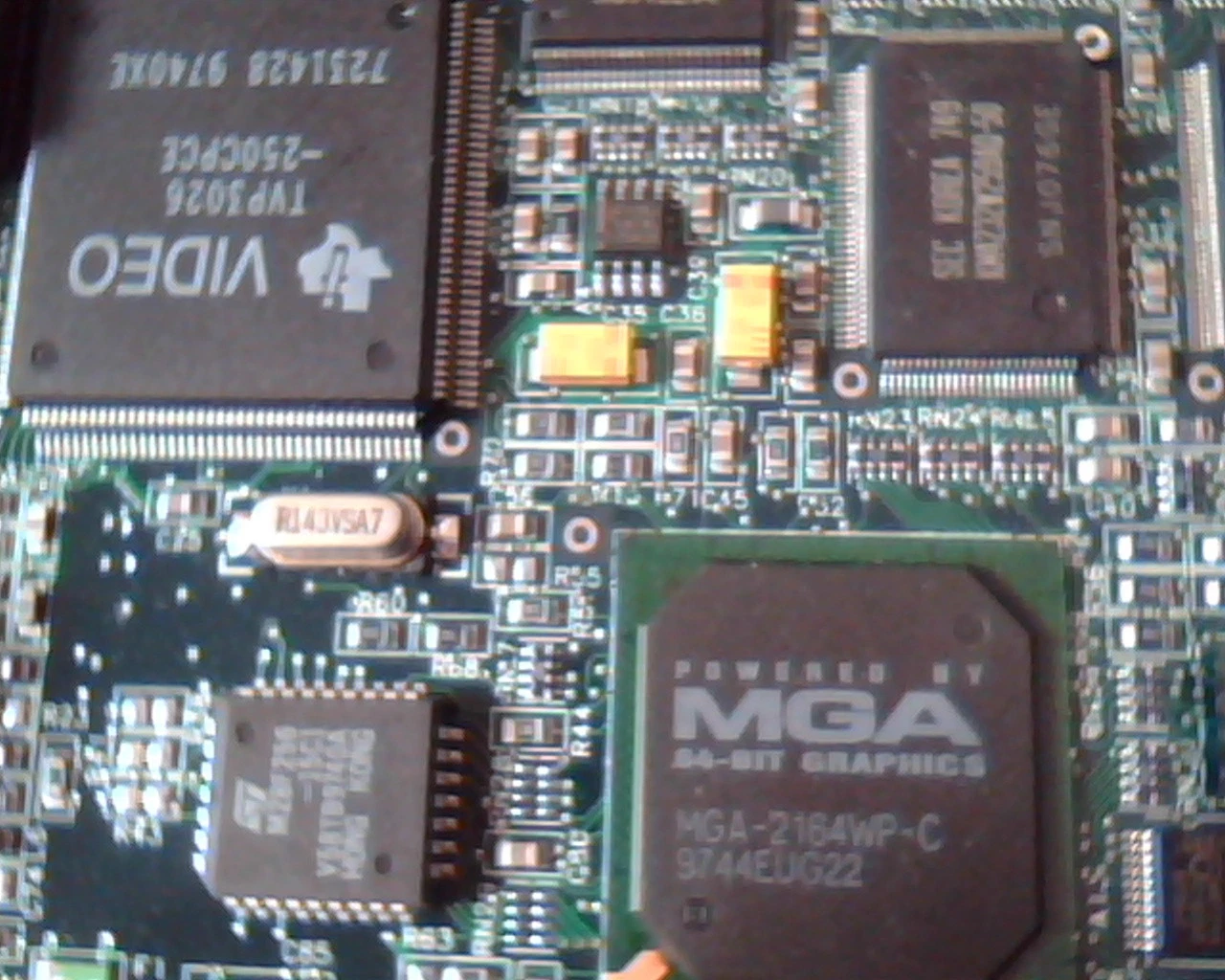 PCI card Matrox 708-04 Rev A MGI MIL2P/4/HPC 5064-3389 DVI VGA MGA-2164WP-C - image 4