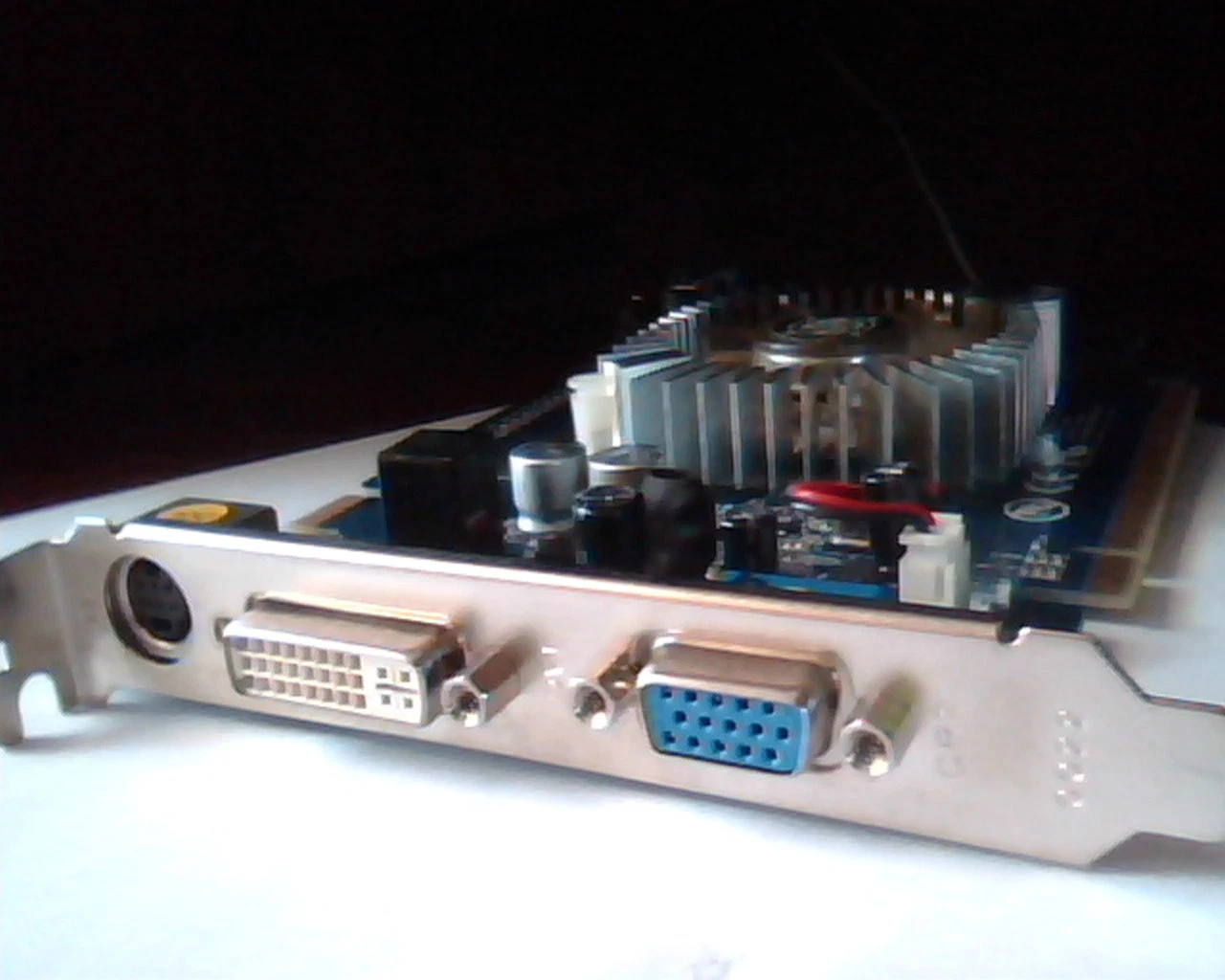 PCI-E express card BFGR76256GSOCEC 256M BFG F17A2BV161202 VGA DVI TV - image 5