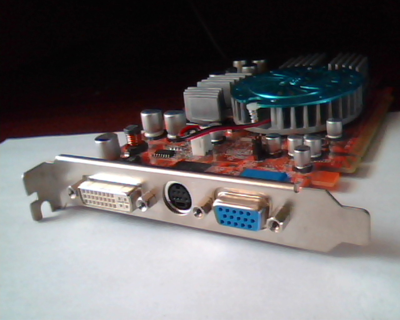 PCI-E express card ABIT RX600PRO-256 RX6P-256 V1.1 3044-0413-24 DVI VGA TV - image 5