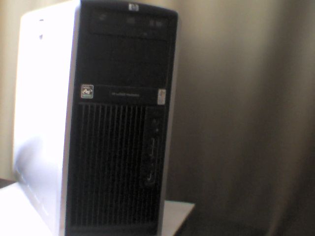 HP xw9400 Workstation Computer Dual CPU Dual-Core Opteron 2600 w/16GB EM244AV