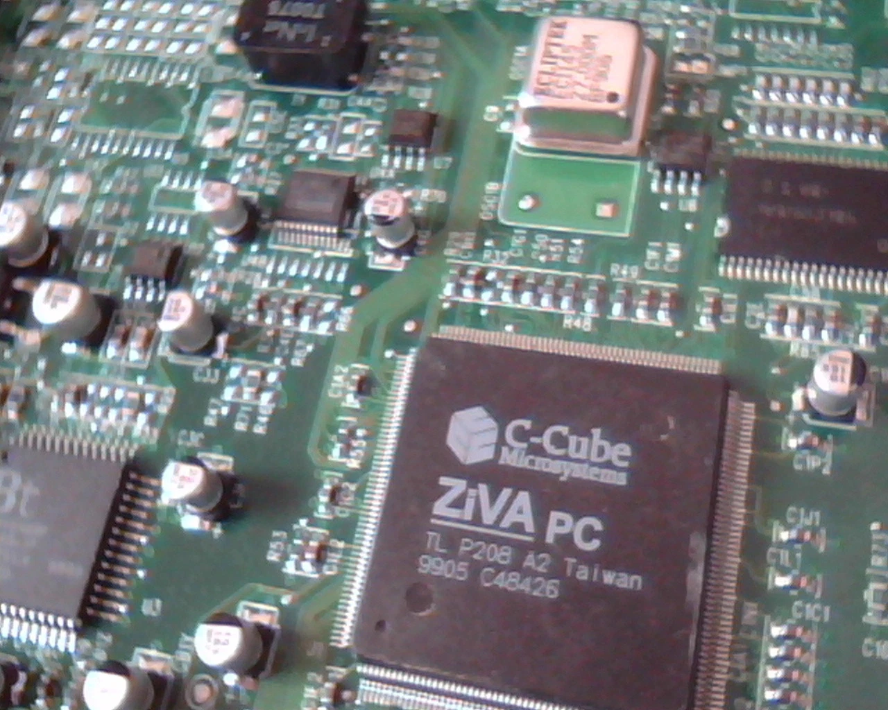 PCI Video card C-Cube ZiVA Quadrant CineMaster C 3.0 SMTC 100975 Rev 1.3 Artwork - image 2