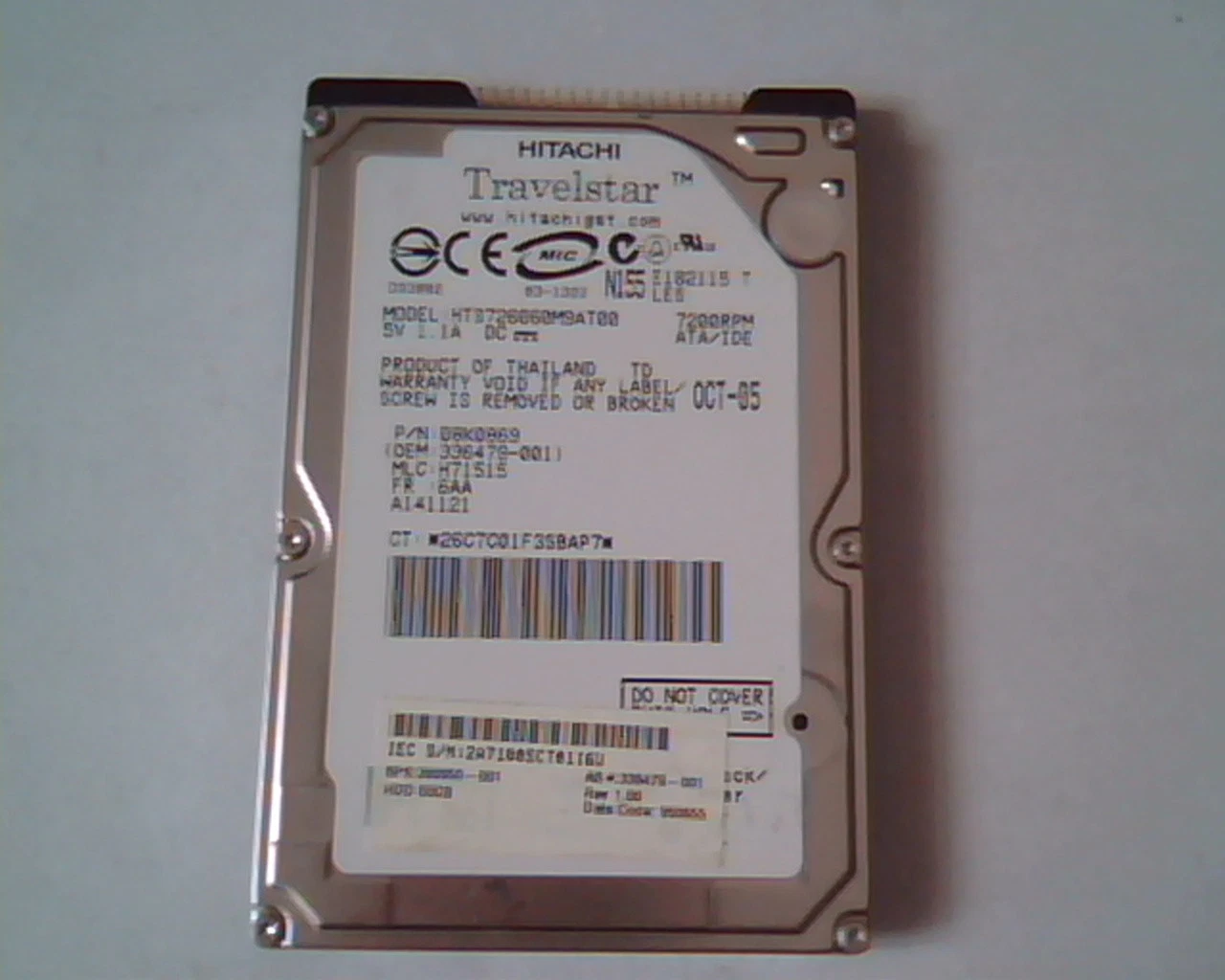 2.5 Hard Disk Drive Hitachi Travelstar HTS726060M9AT00 IDE 08K0869 H71515 OCT-05