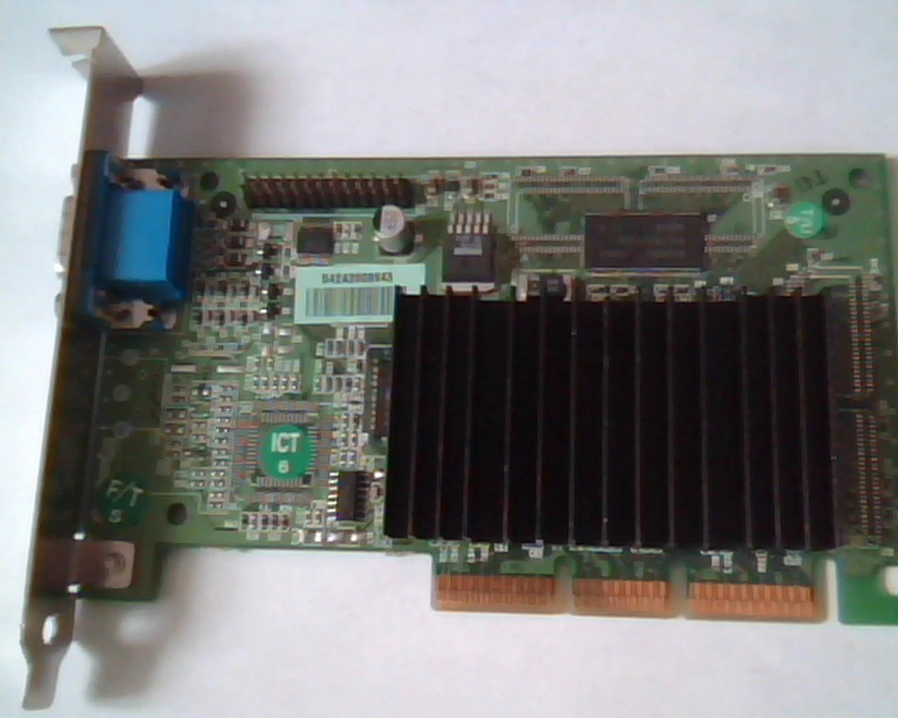 AGP card NVIDIA 180-P0009-0000-C02 PWA-G4000Pro Graphic 179250-002 VGA
