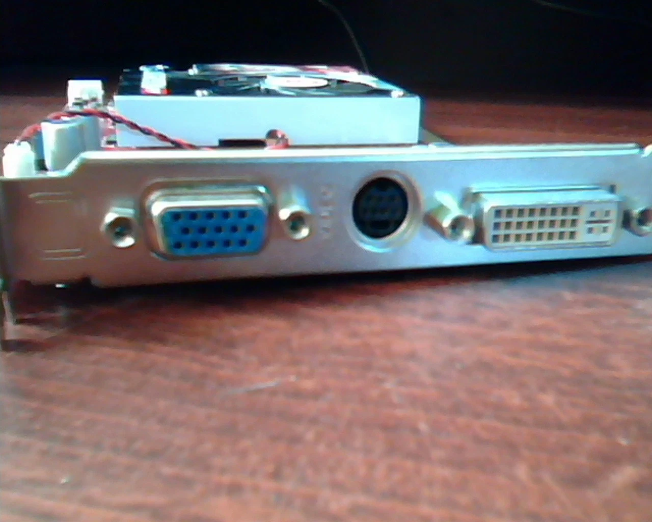 AGP card ATI Radeon X1600 Pro AGP 512M  VGA TV DVI  Video NTSC PAL — image 5