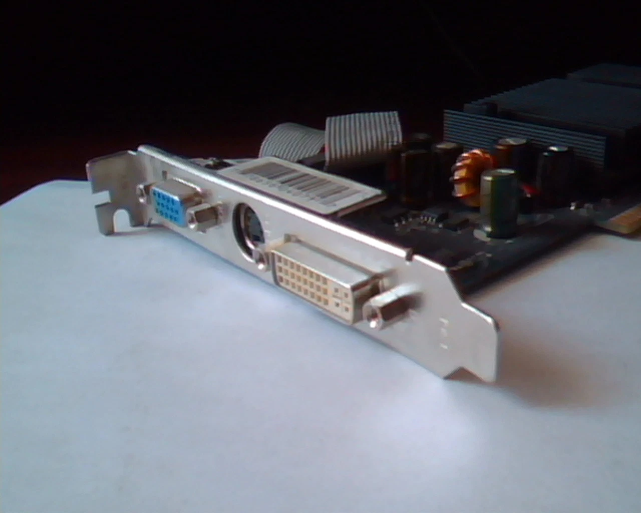 AGP card GF 6200 128MB DDR TV DVI VF.4 PV-T44A-RAMG - image 4