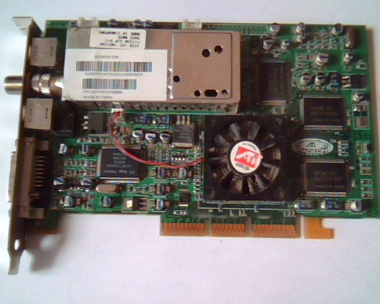 AGP card ATI 109-73700-10 Radeon 32M 1027370110 graphics DVI Video CATV