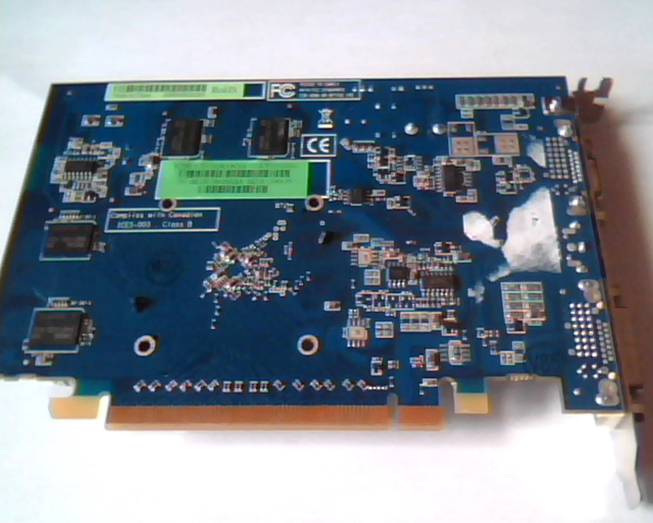 PCI-E express card Sapphire 109-A67631-00 X1550 512M DDR2 188-0KC84-0H6SA DVI TV - image 3
