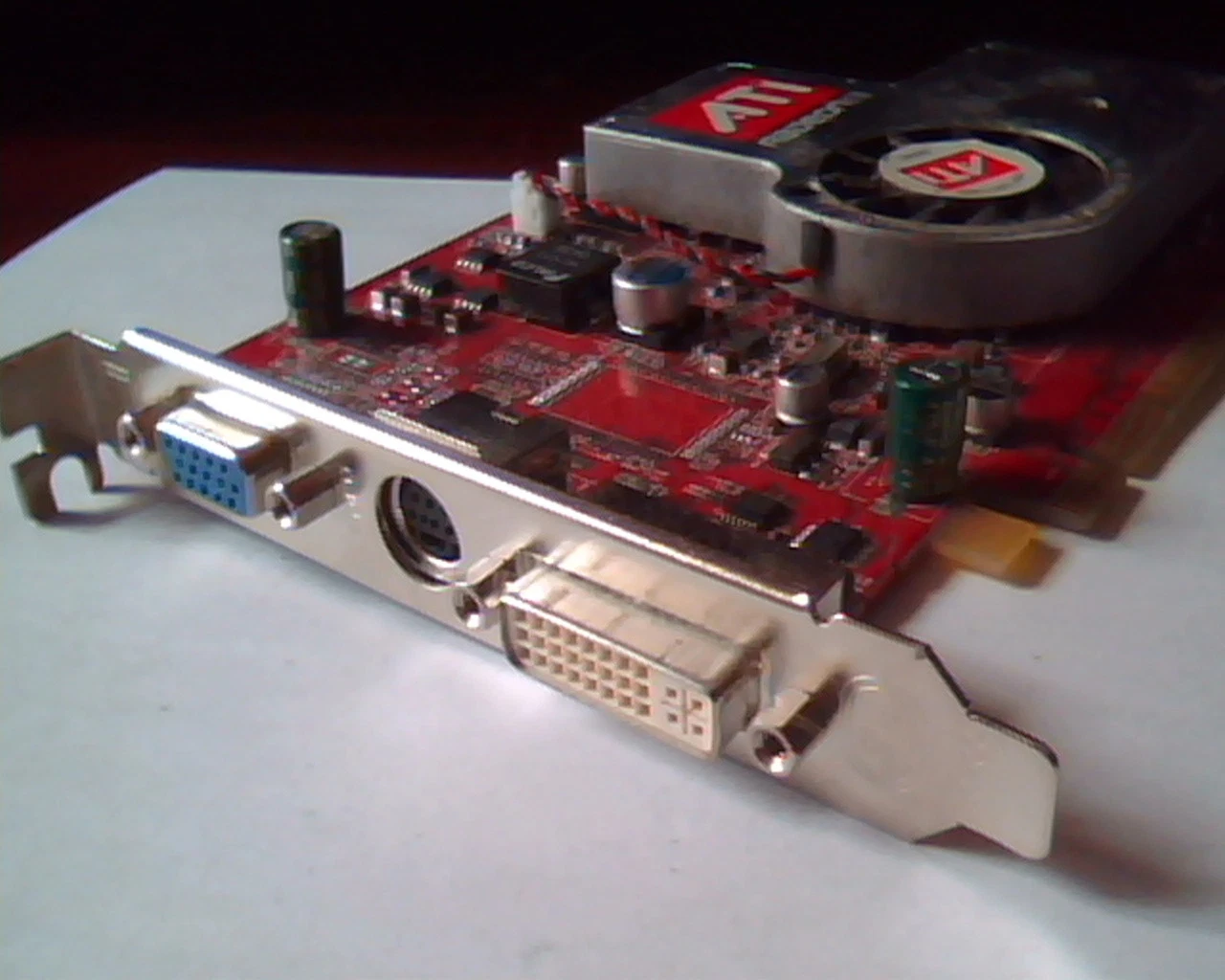 PCI-E express card ATI Radeon 109-A37901-00 X700 Pro 256M DVI VGA 102A3790400 - image 5